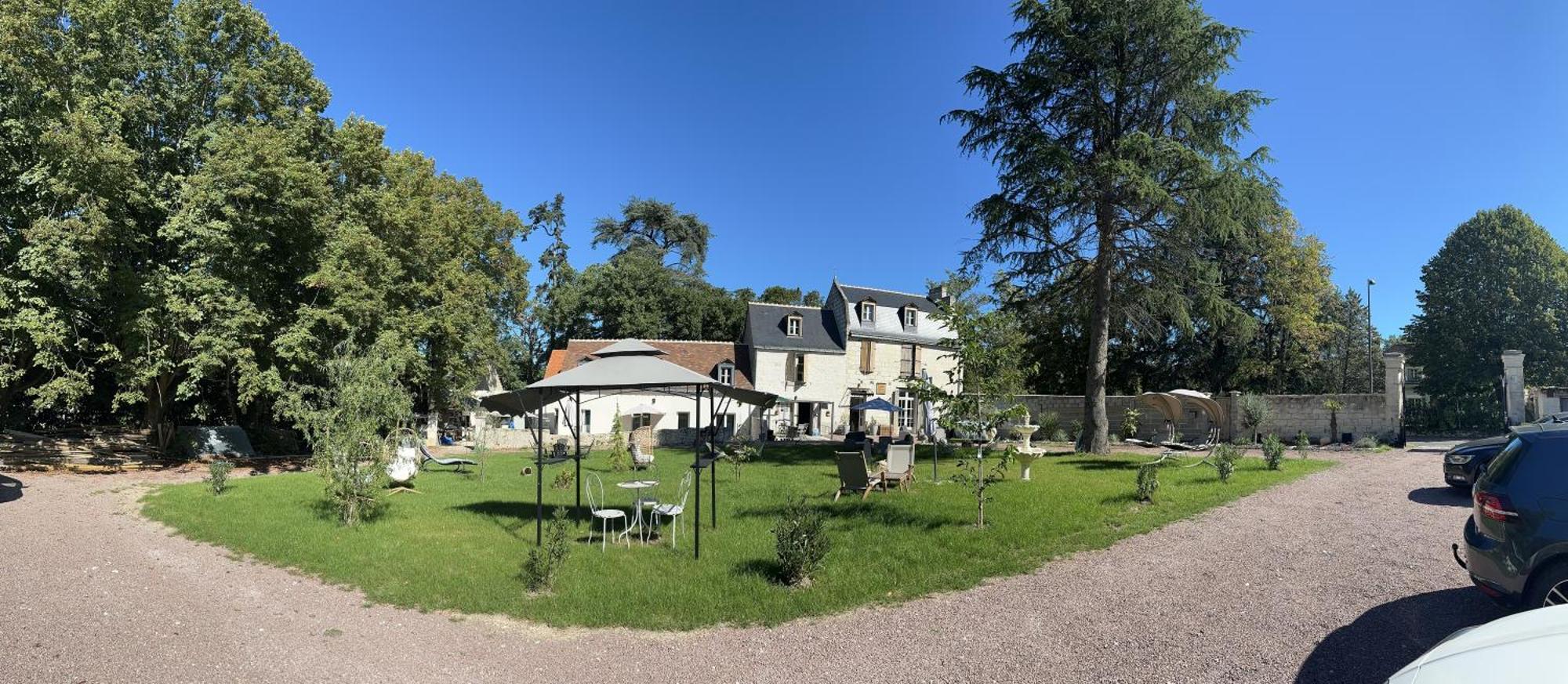 Manoir Drissia - Tours Centre, France Hotel Сант-Авертан Екстериор снимка